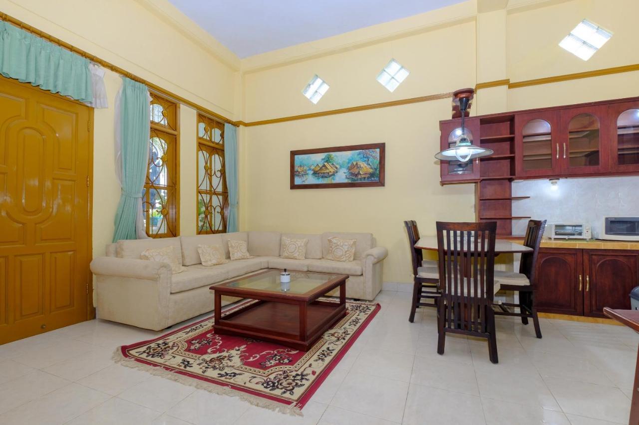 Oyo 3088 Green Valley House Senggigi Exterior photo